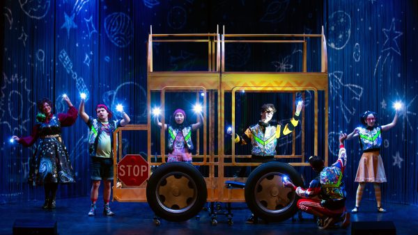 TheaterWorksUSA_Magic School Bus_Jeremy Daniel Photography_L-R Lexi Rhoades-Jared Loftin-Sumi Yu-Tom Meglio-Junior Mendez-Kari Gunberg_2018