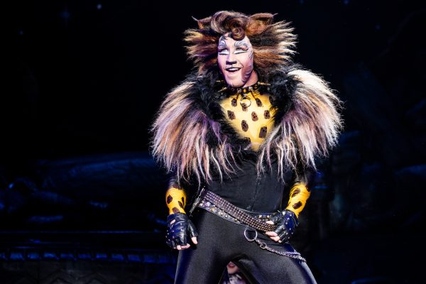 Zach Bravo As Rum Tum Tugger In The 2021 2022 National Tour Of Cats (photo By Matthew Murphy, Murphymade)