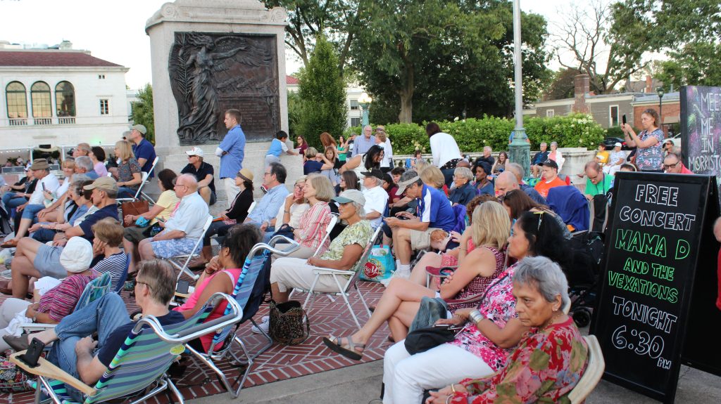 mama d and the vexations crowd, large group