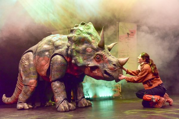 dinosaur world live on stage, triceratops