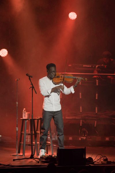 03112023 Blackviolin Warnertheatre 19