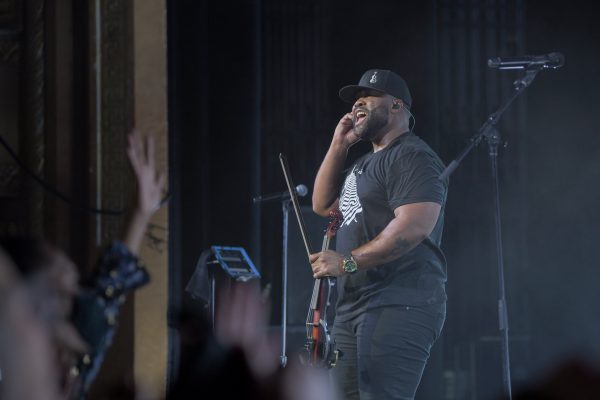 03112023 Blackviolin Warnertheatre 40